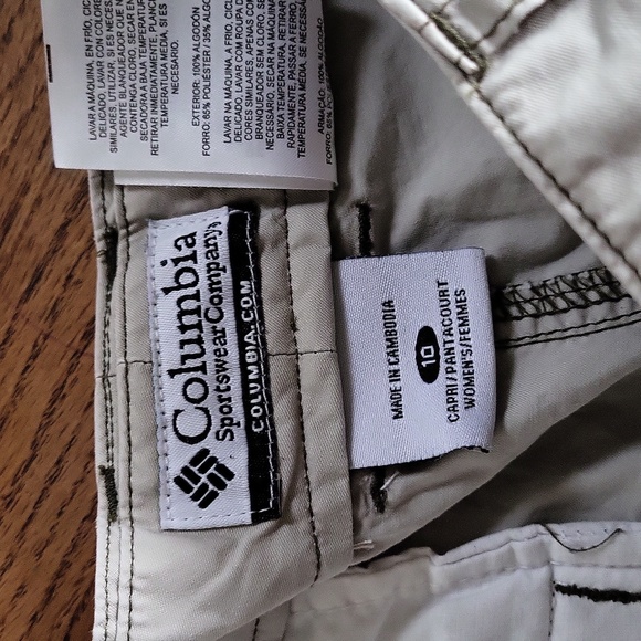 Columbia cargo pocket capris size 10 - Picture 5 of 5